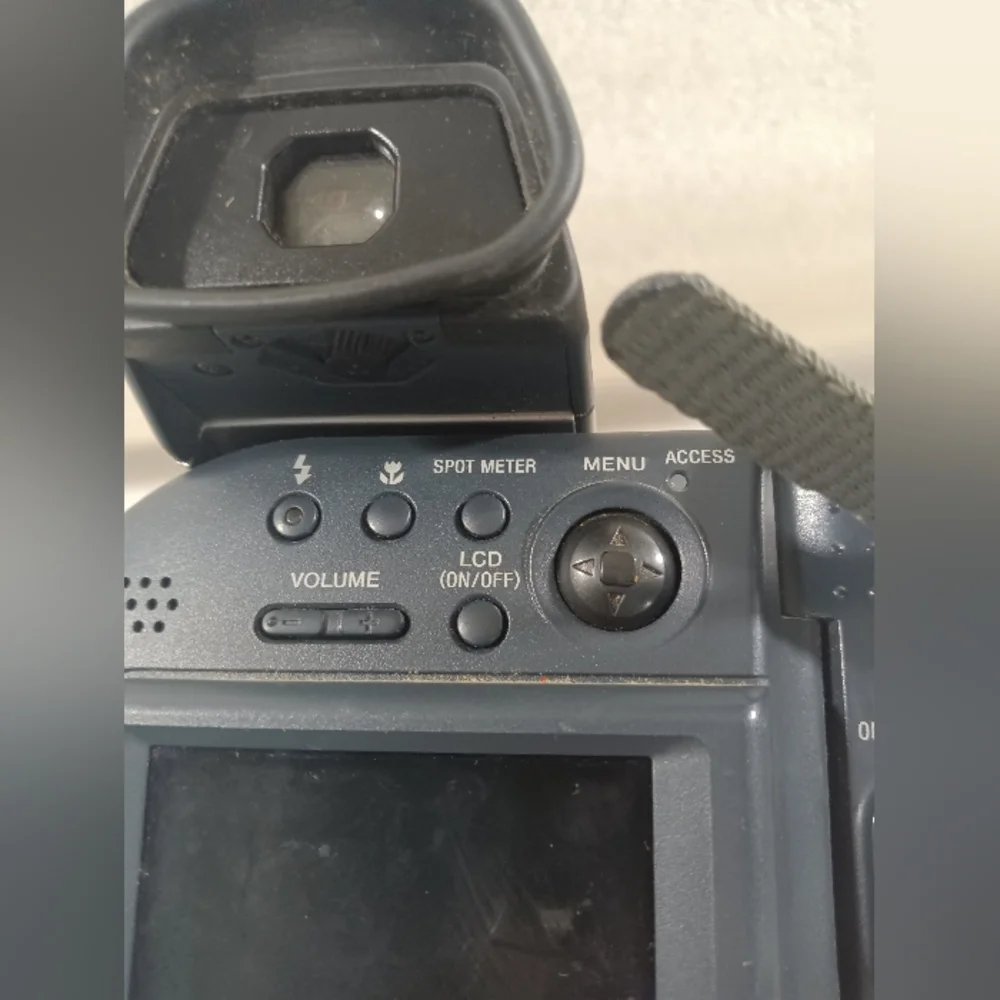 Sony Mavica MVC-CD1000 Digital Still Camera CDR Untested